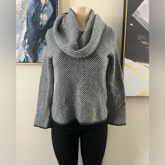 Clorinda vintage cowl neck sweater Medium wool/Cashmere/Rabbit hair - Picture 2 of 9